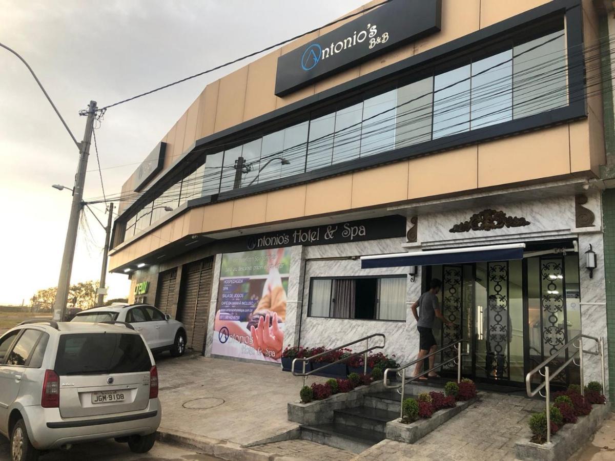 Antonio's E - Airport Hotel 3*