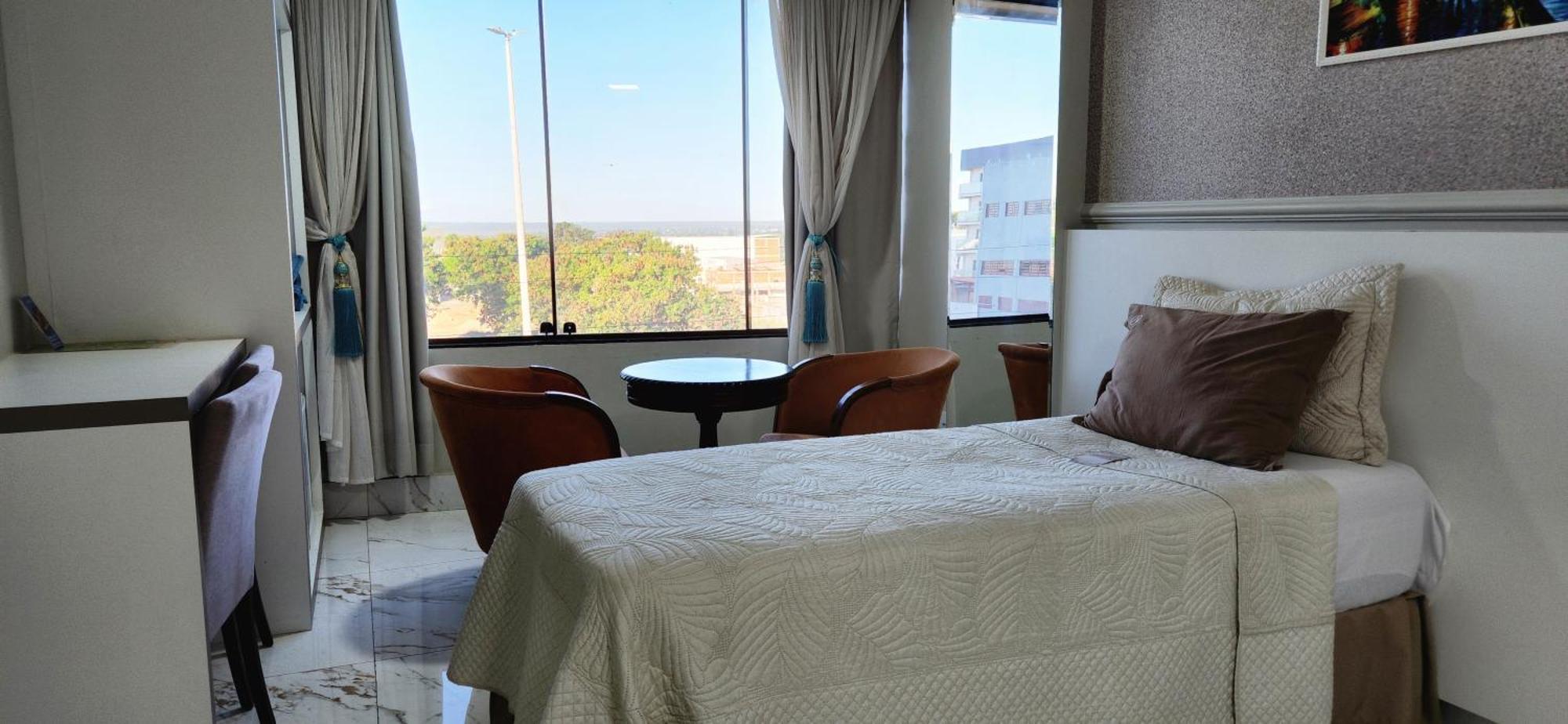 Antonio's E - Airport Hotel 3*